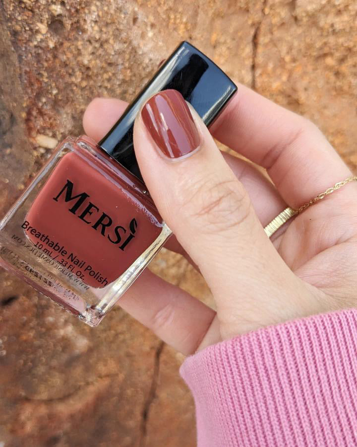 GET YOURSELF THE BEST HALAL NAIL POLISHES THIS NEW YEAR